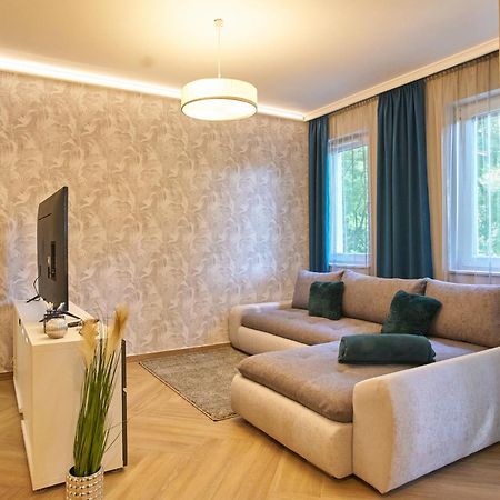 SUNLIGHT SILVER PLUS -Szeged - Exclusive Exterior foto