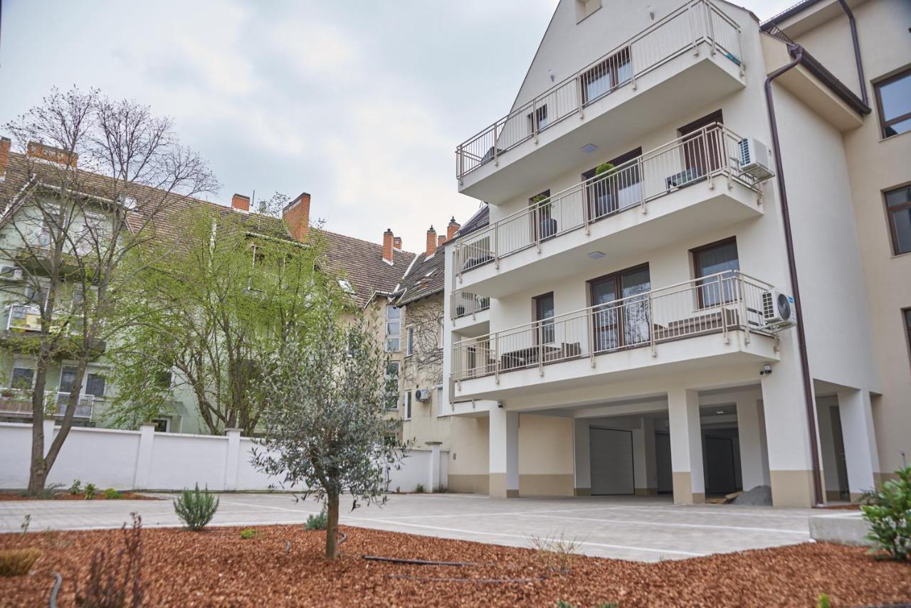 SUNLIGHT SILVER PLUS -Szeged - Exclusive Exterior foto