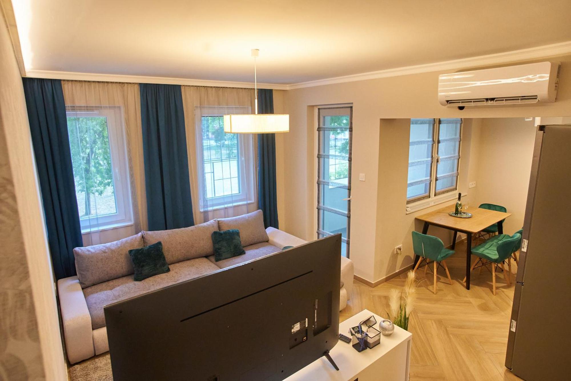 SUNLIGHT SILVER PLUS -Szeged - Exclusive Exterior foto